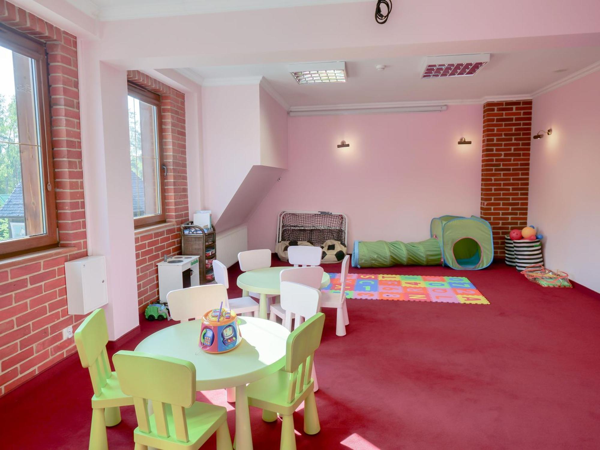 סימבארק Hotel Szymbark מראה חיצוני תמונה