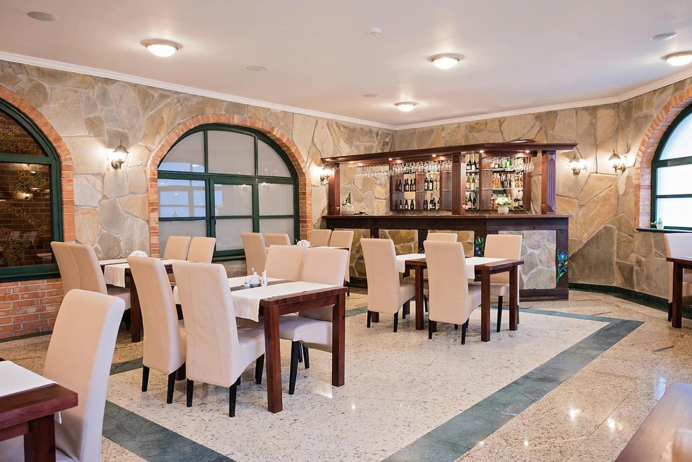 סימבארק Hotel Szymbark מראה חיצוני תמונה