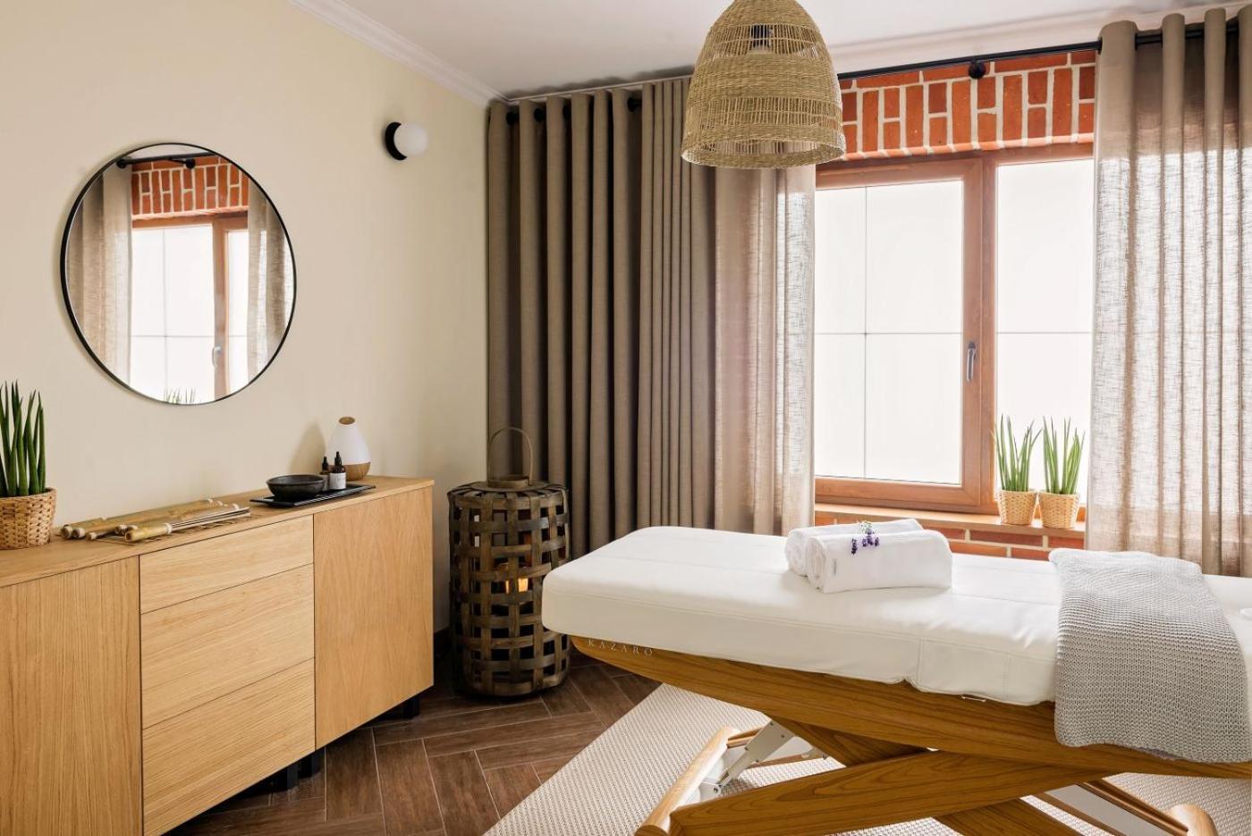סימבארק Hotel Szymbark מראה חיצוני תמונה